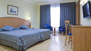 Room - II Castillas Madrid (Madrid)