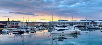 Somerset on The Pier Hobart