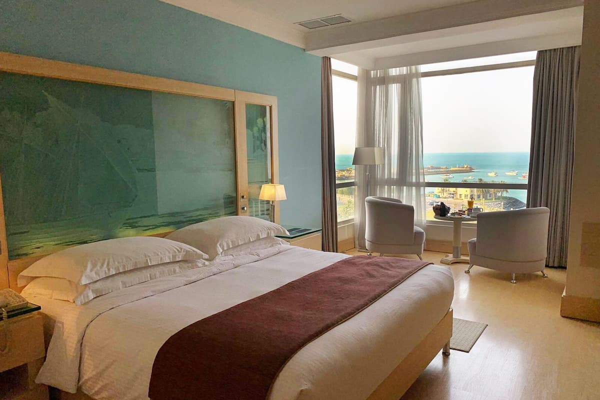Beach/ocean view