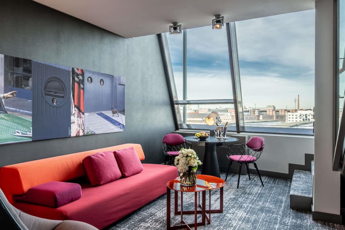 Magnificent apartment - king size bed - impressive suite with balcony | Exterior