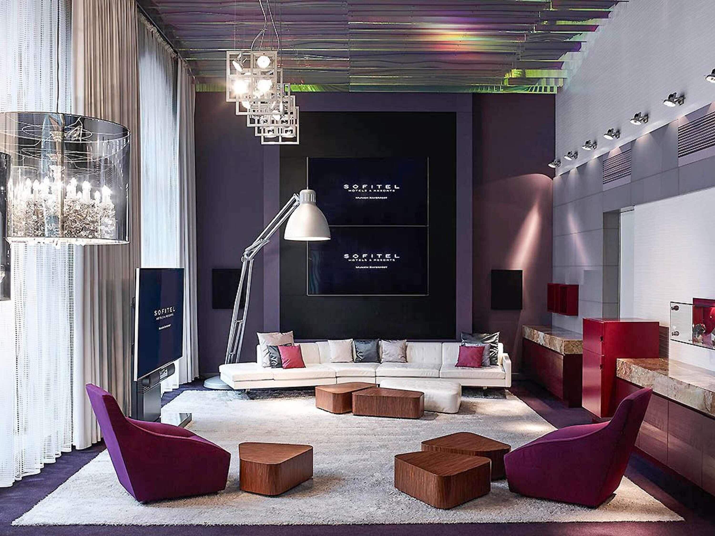 Magnificent apartment - king size bed - impressive suite with balcony | Premium bedding, down comforters, pillowtop beds, minibar