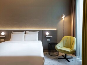 Literie hypoallergénique, minibar, coffres-forts dans les chambres
