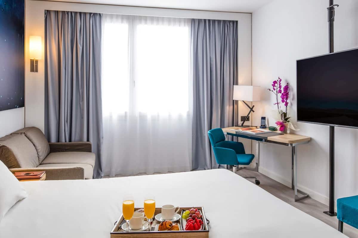 Executive Room, 1 Katil Ratu (Queen) dengan Katil Sofa | 1 bilik tidur, peralatan tempat tidur hipoalergenik, gebar bulu kapas