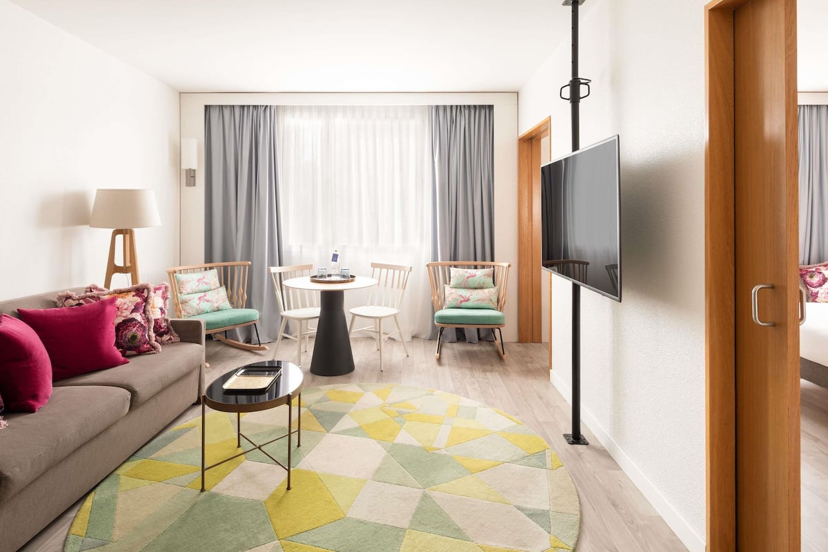 Superior Suite, 1 Queen Bed with Sofa bed