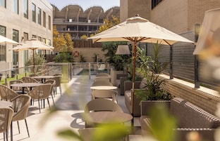 Poolside bar