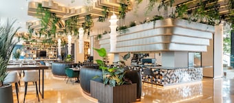 Hotel ILUNION Valencia 4
