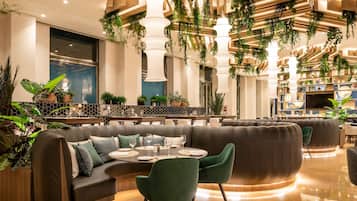 Uitzicht op het zwembad