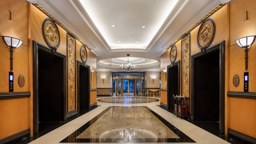 Crowne Plaza Hotel & Suites Landmark Shenzhen by IHG