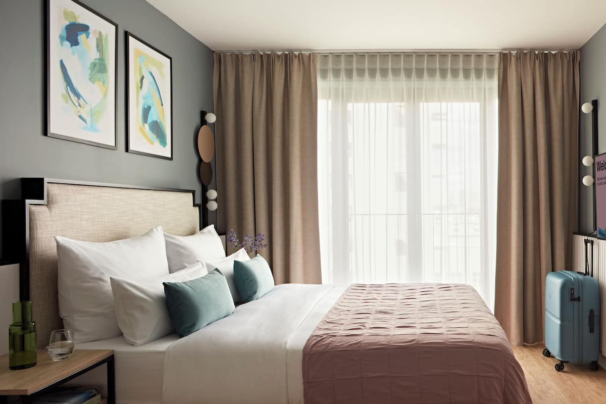 Quarto casal | 1 quarto, roupas de cama premium, edredons de pluma, cofres nos quartos