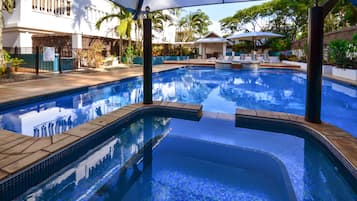 Outdoor pool, sun loungers