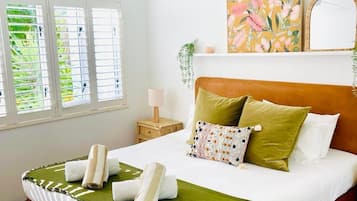 Premium bedding, in-room safe, individually decorated