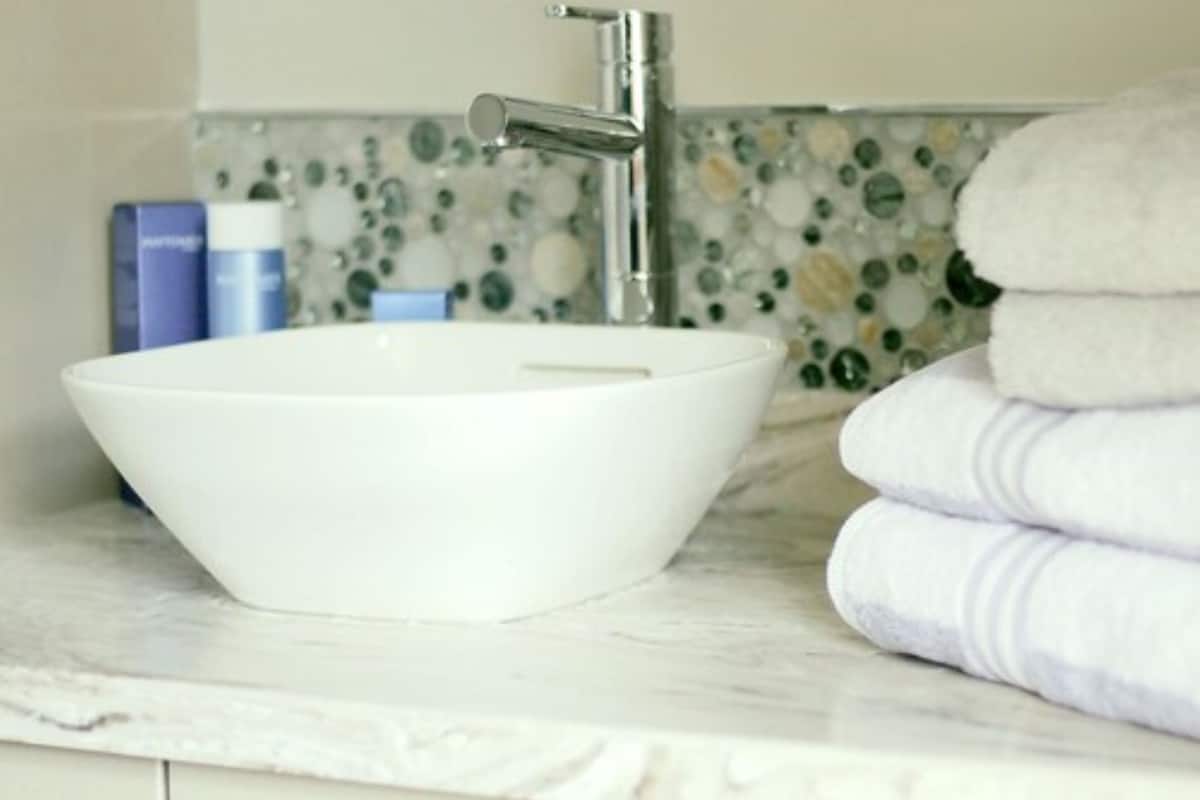 couples treatment room(s), sauna, steam room, body treatments