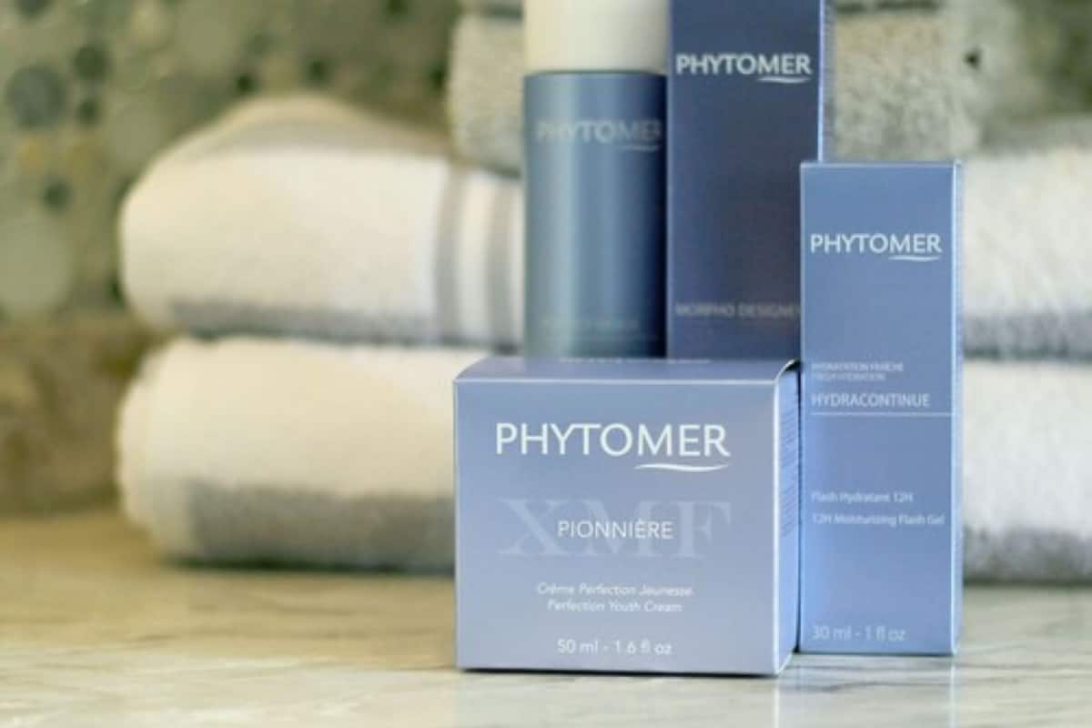 couples treatment room(s), sauna, steam room, body treatments