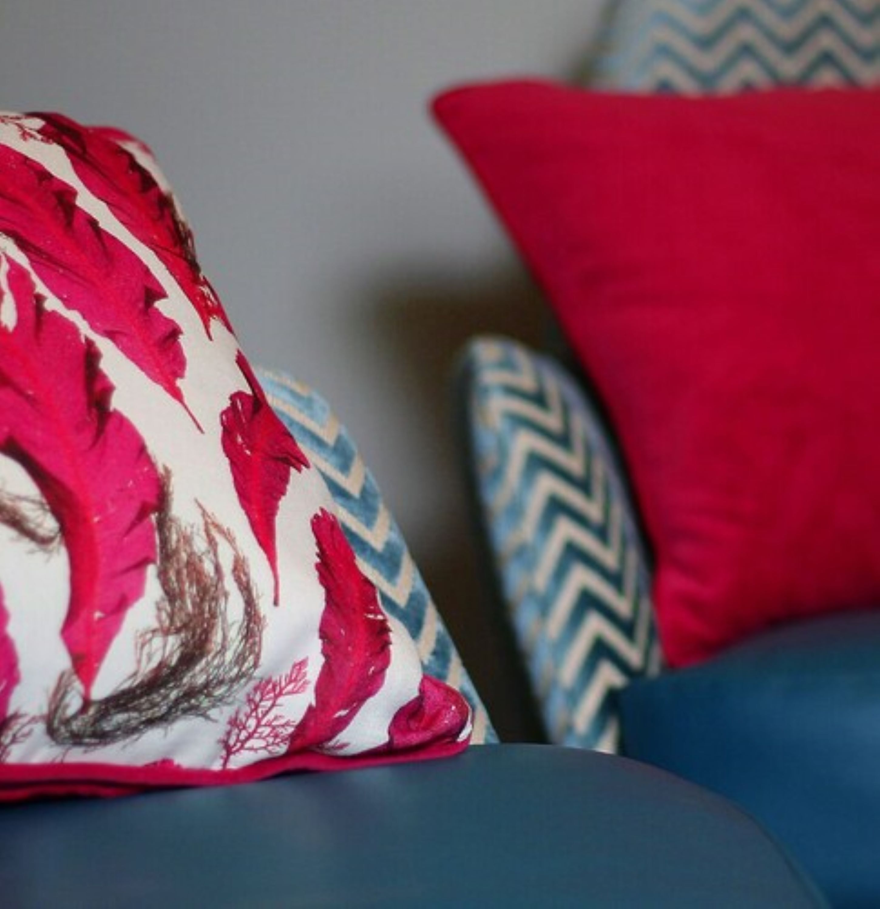 couples treatment room(s), sauna, steam room, body treatments