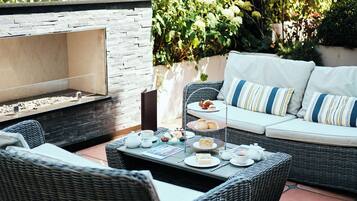 Serveert lunch en diner