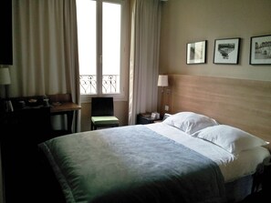 Minibar, in-room safe, desk, soundproofing