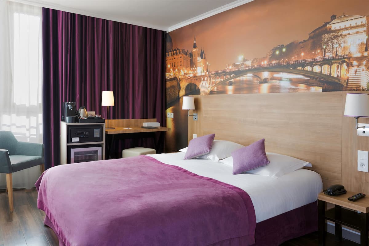 Superior Room, 1 King Bed, Non Smoking (Twin bed on request)