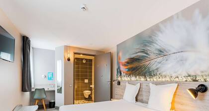 KYRIAD DIRECT Tours Sud - Chambray Lès Tours