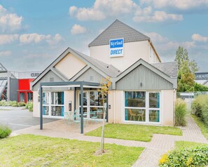 숙박 시설의 전망