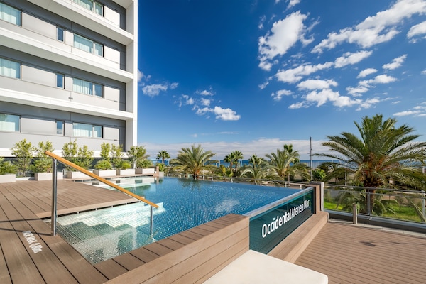 Außenpool, Liegestühle