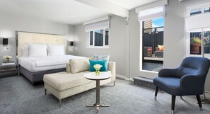 Room, 1 Bedroom, Shared Bathroom | 3 bedrooms, premium bedding, down comforters, pillowtop beds - Hotel Test 1 (Do not touch) for Rapid (Région Test)