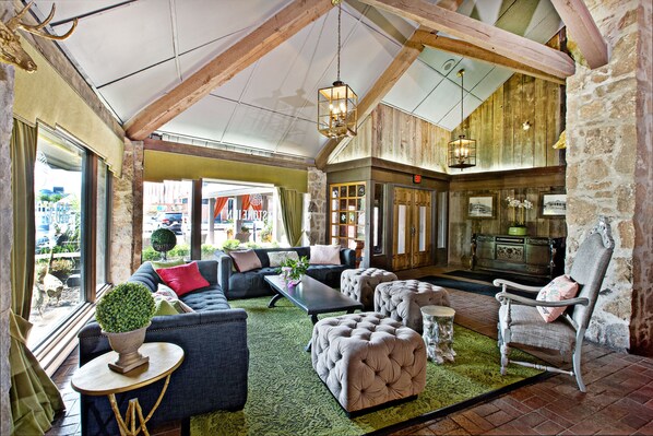 Sala de estar en el lobby