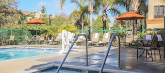 Hampton Inn And Suites Camarillo