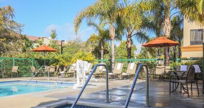 Hampton Inn And Suites Camarillo