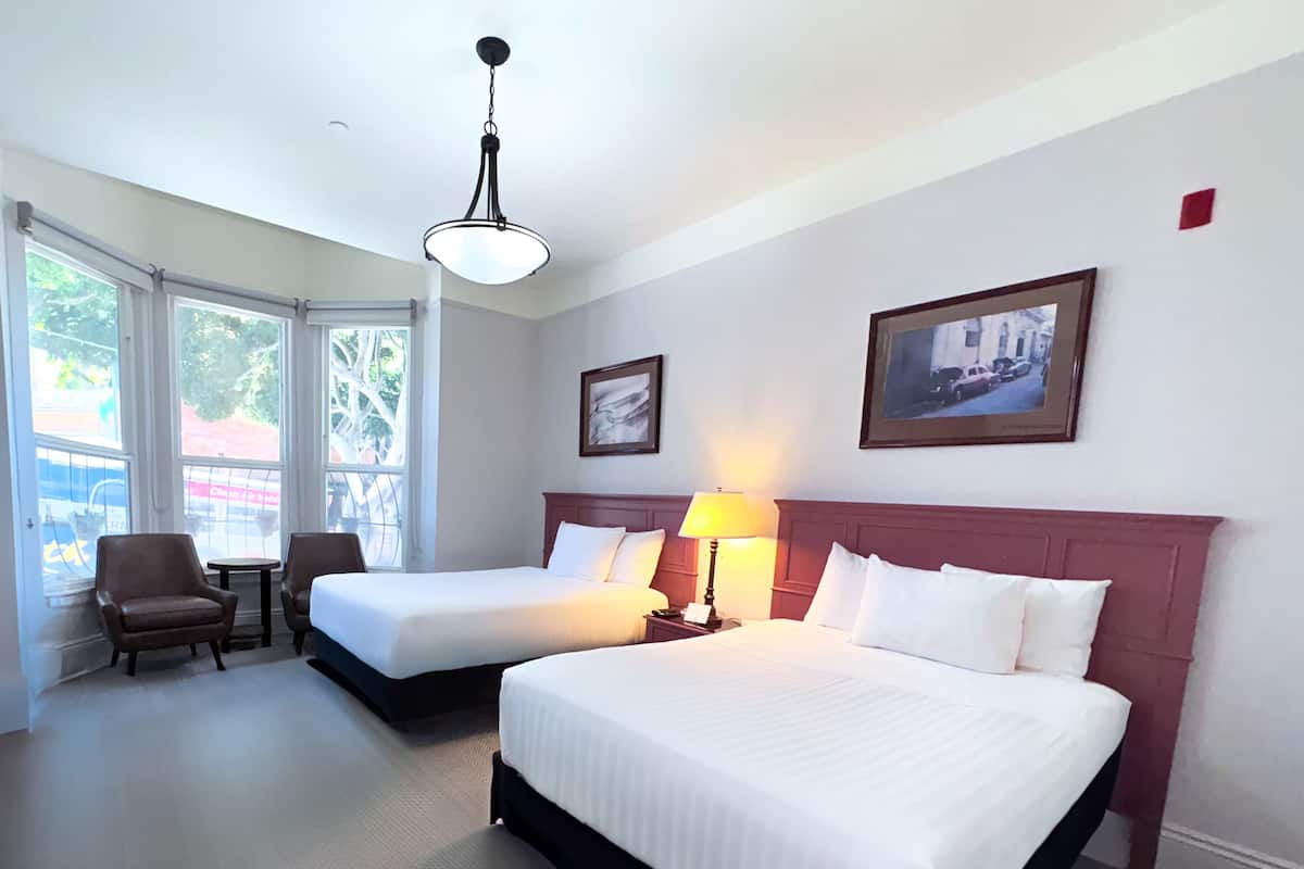 Deluxe Room, 2 Double Beds