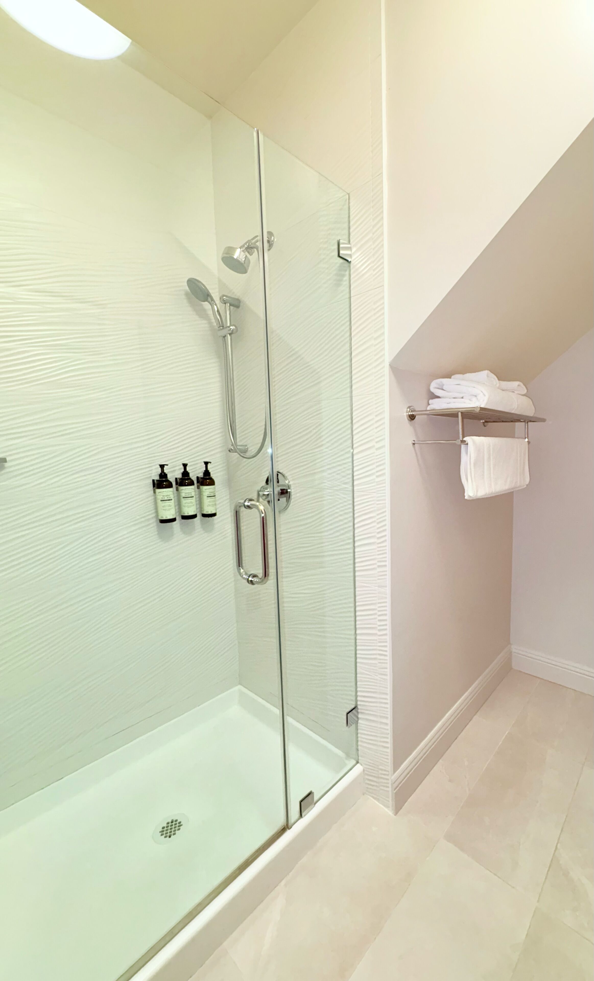 Foto - The Grove Inn