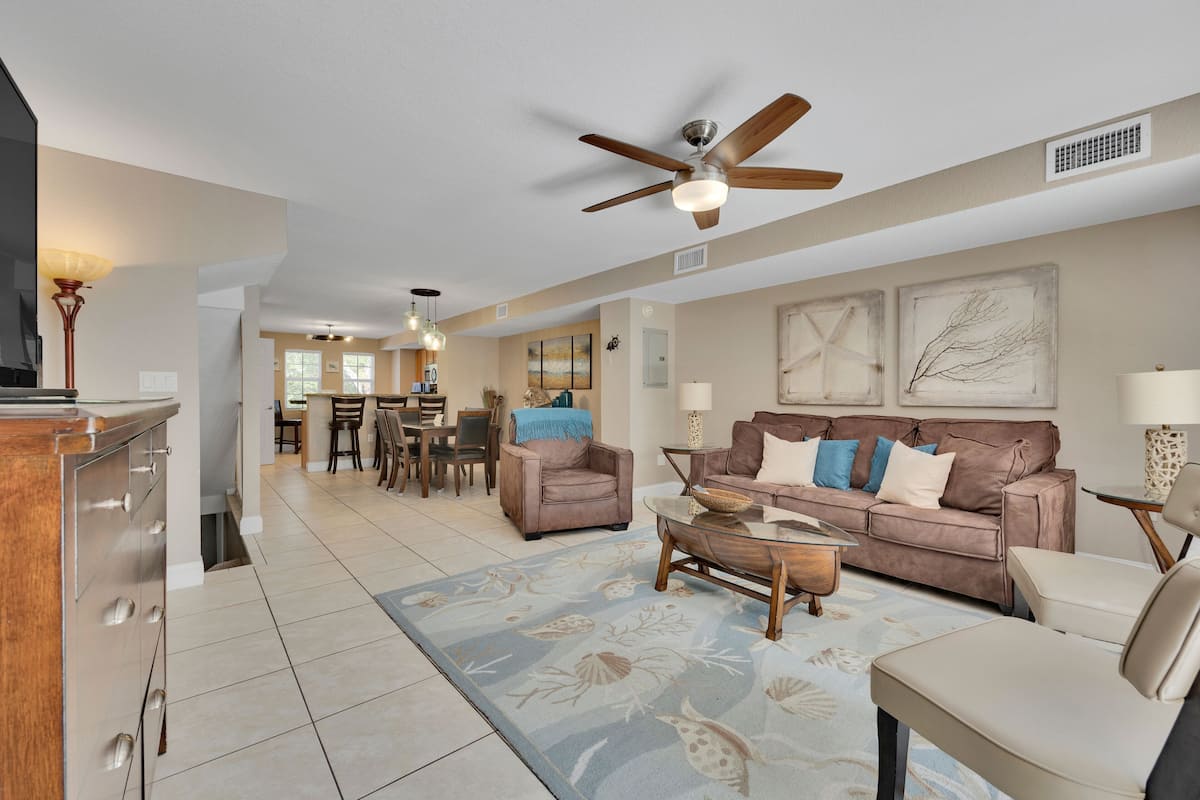 3 habitaciones, tabla de planchar con plancha y wifi gratis