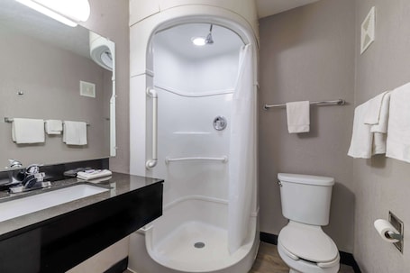 Shower, towels. Motel 6 Elizabethtown, KY
