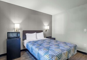 Iron/ironing board, free WiFi, bed sheets - Motel 6 Elizabethtown, KY (Elizabethtown)