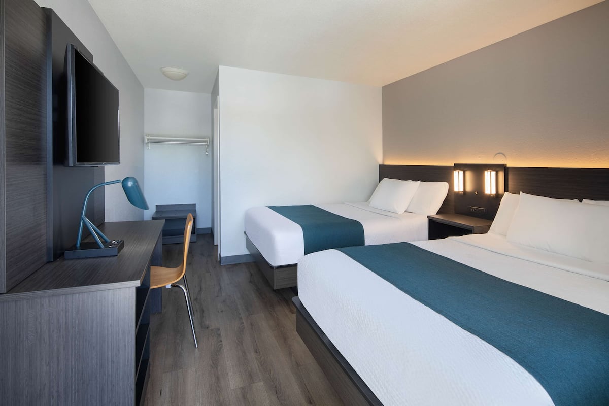 Bureau, Wi-Fi gratuit, draps fournis