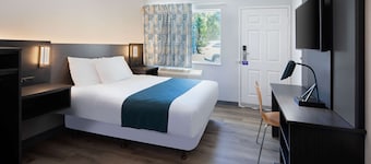 Motel 6 Woodland, CA – Sacramento Airport