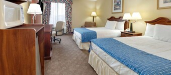 Travelodge by Wyndham Texarkana AR