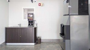 Restaurant - Motel 6 Victoria, TX (Victoria)