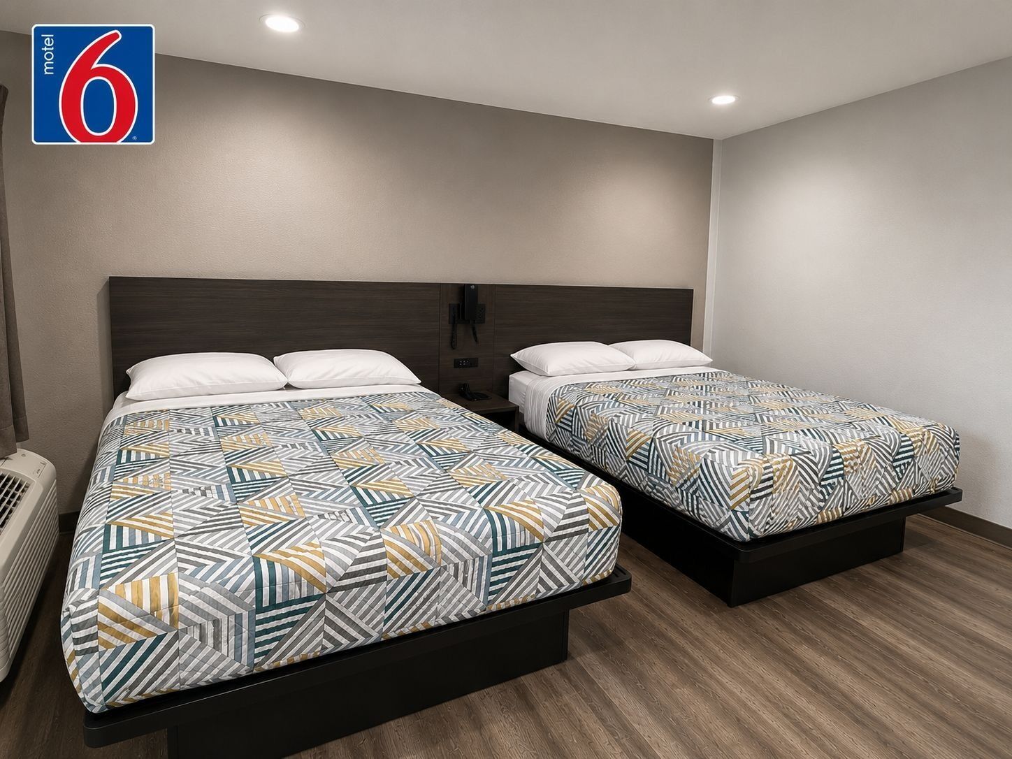 Deluxe Room, 2 Double Beds, Non Smoking, Refrigerator & Microwave