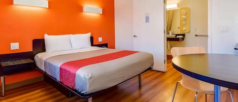 Free WiFi, bed sheets