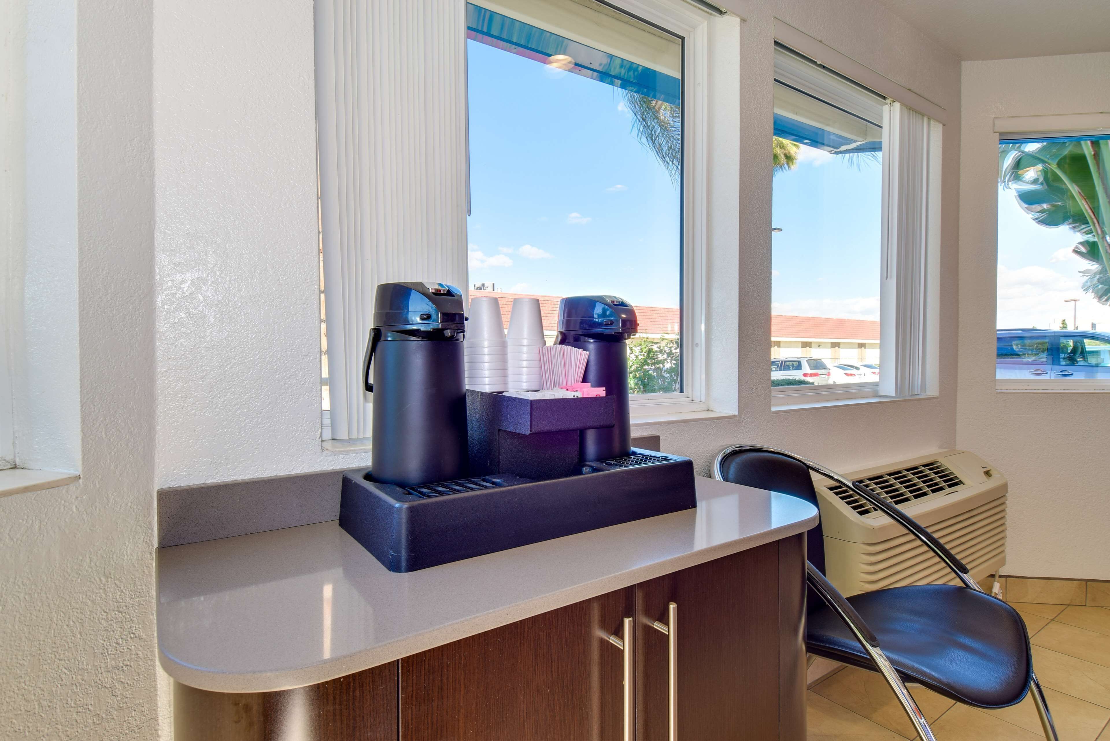 Área de estar no saguão