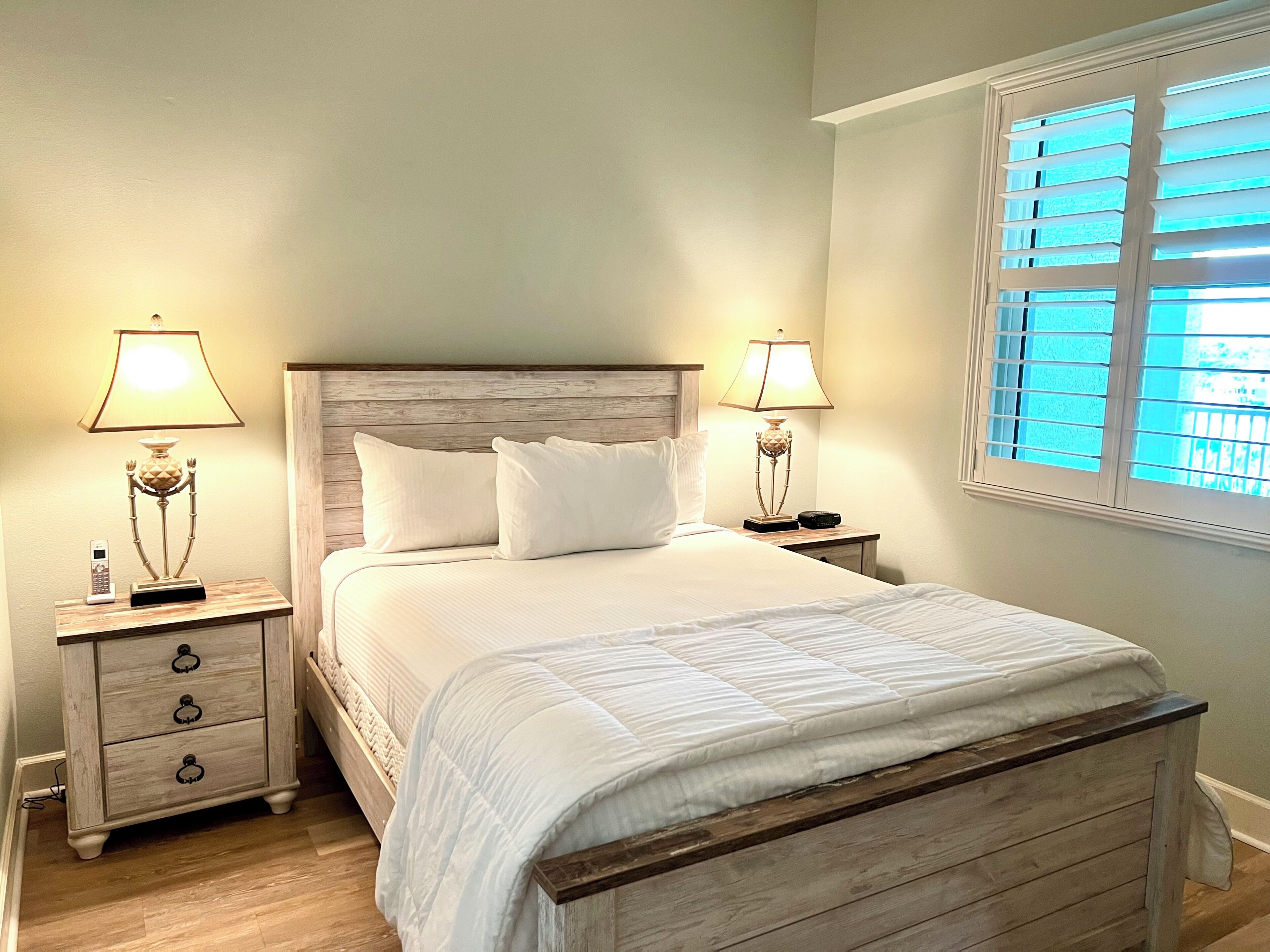 Condo, 3 Bedrooms, Oceanfront (Cinnamon Beach 763)