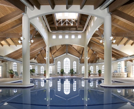 Indoor pool, 9 outdoor pools, pool umbrellas, sun loungers. Hammock Beach Golf Resort & Spa