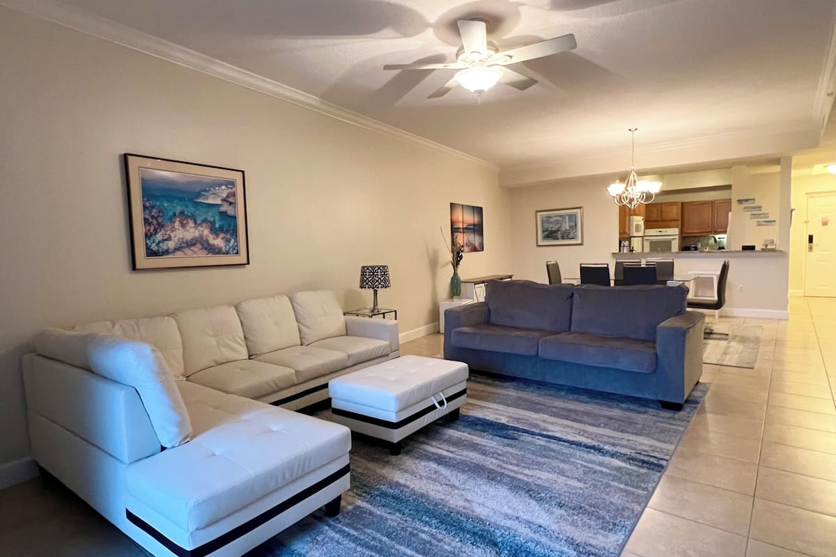 Condo, 2 Bedrooms (Yacht Harbor Village, w/view) | Living area | 27-inch TV with digital channels, DVD player