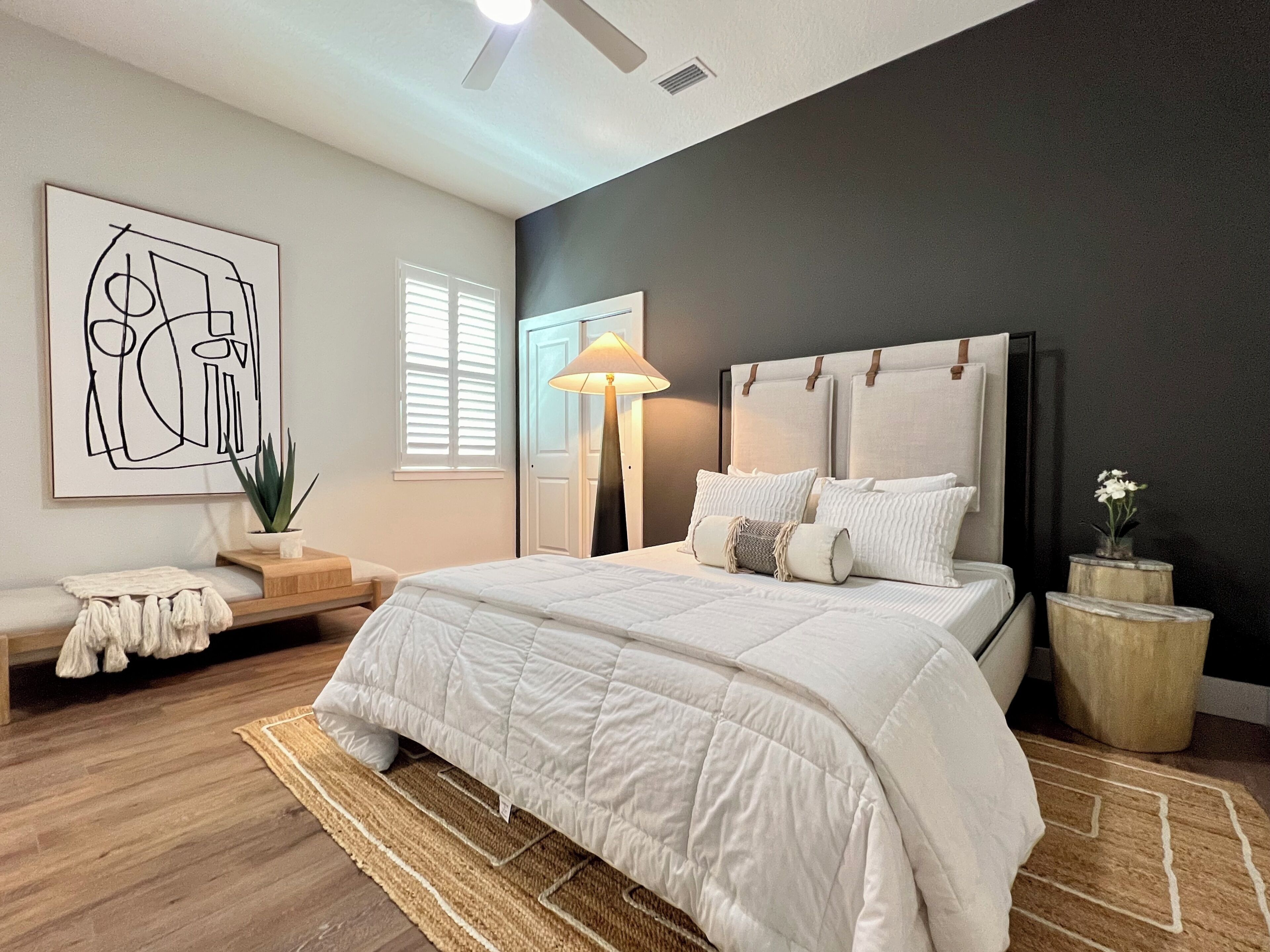 House, Multiple Beds (Seas the Day 506)