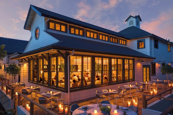 Breakfast, lunch, dinner served; Mediterranean cuisine, garden views