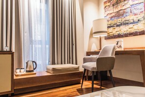 Junior Suite | Living area