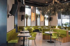 Lunch and dinner served, seafood - Hotel Europa (Sanremo)