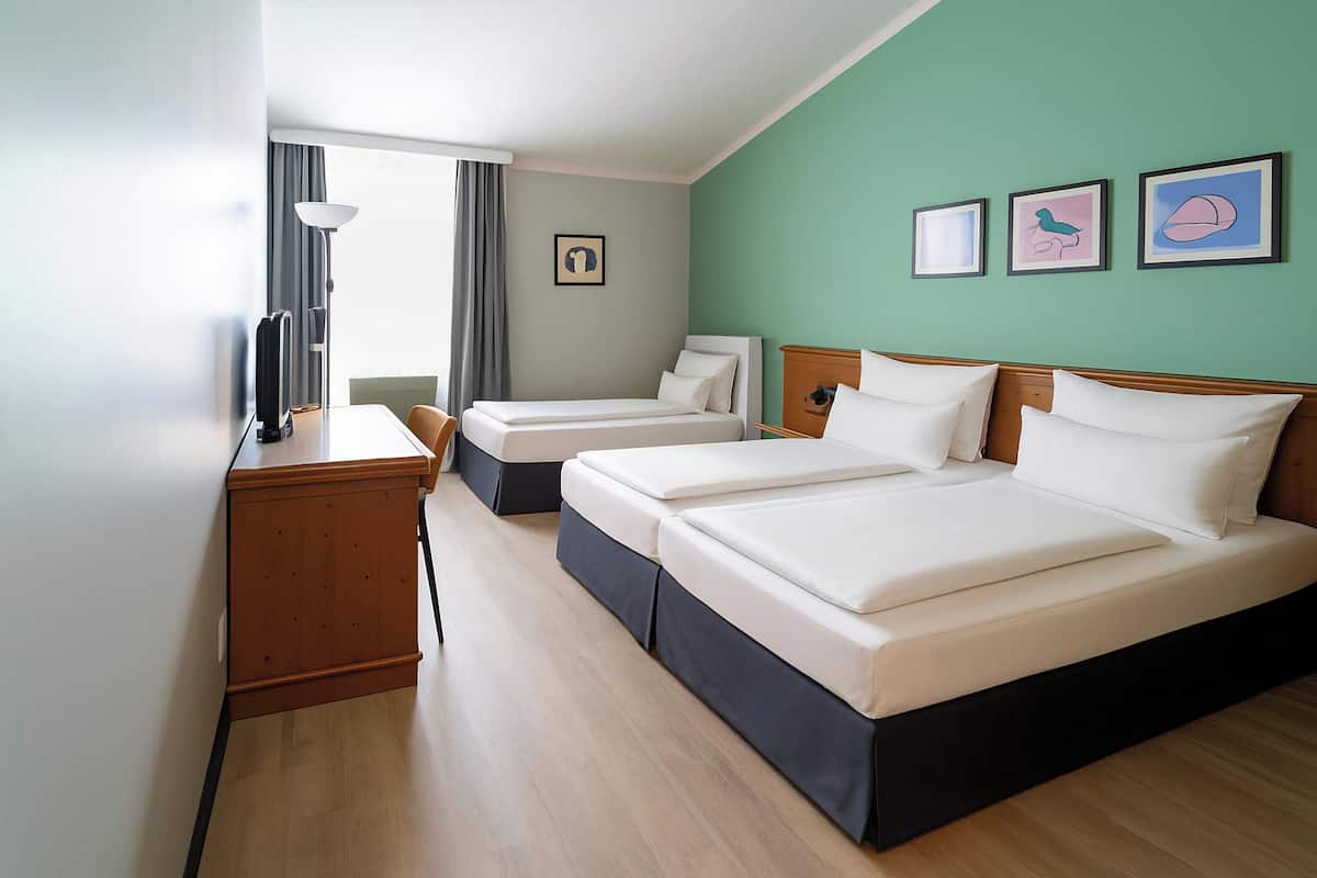 Standard Room, 3 Twin Beds | Minibar, in-room safe, desk, blackout drapes