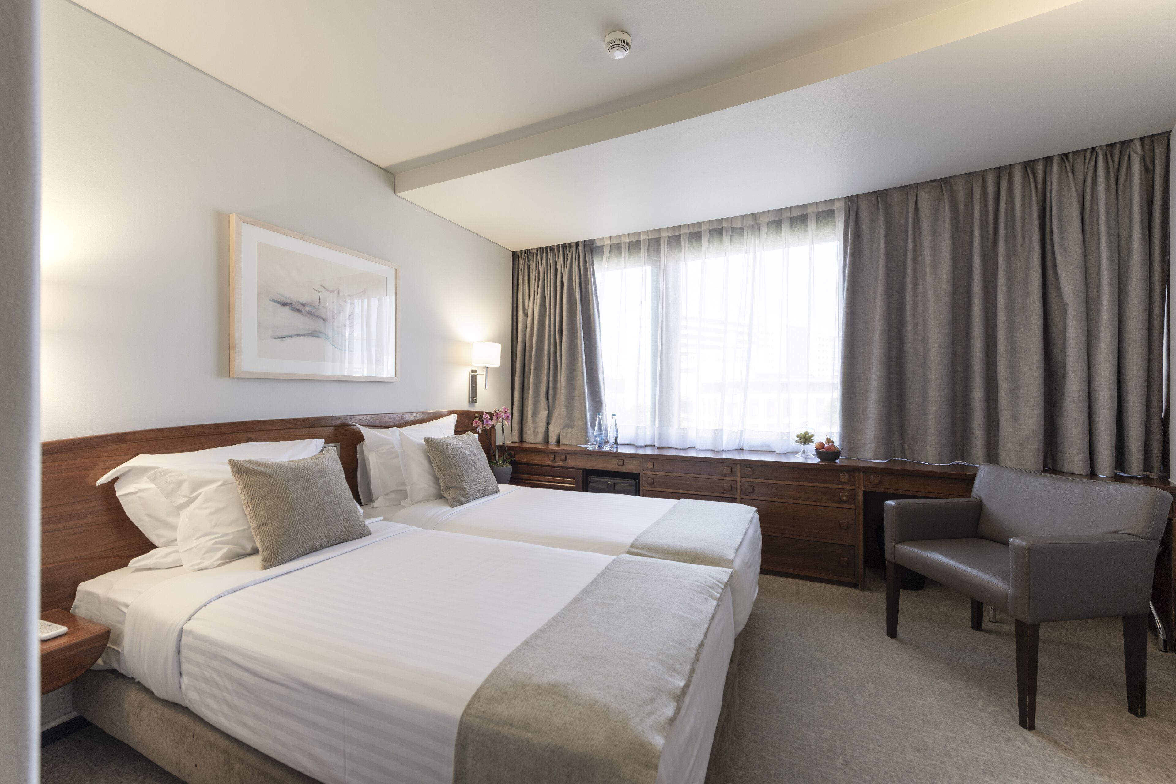 Minibar, in-room safe, blackout drapes, soundproofing