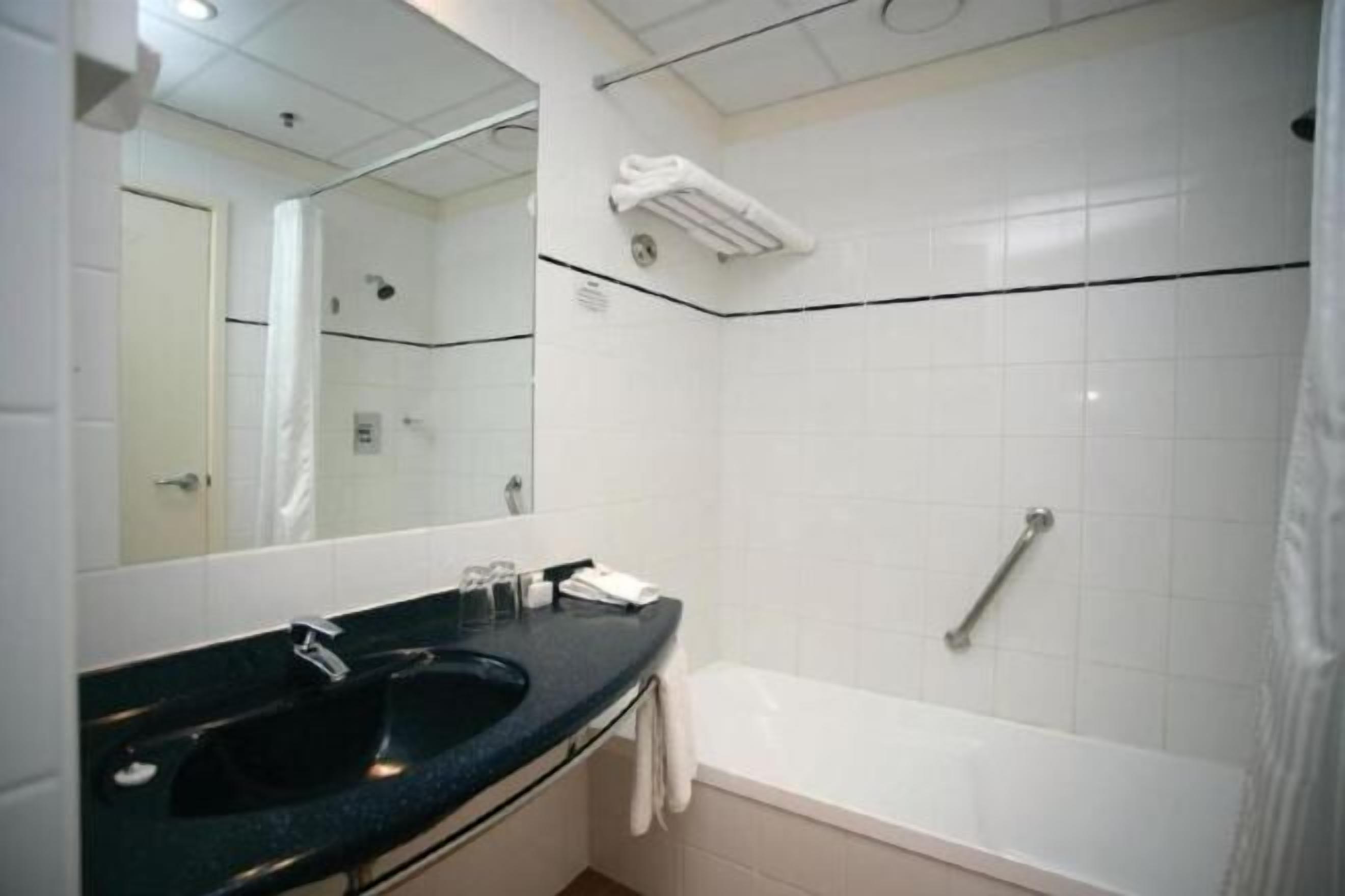 Bathroom | Free toiletries, hair dryer, towels
